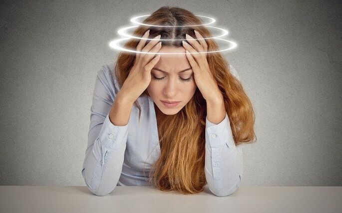 Le vertigini sono un sintomo comune dell'osteocondrosi cervicale nelle donne